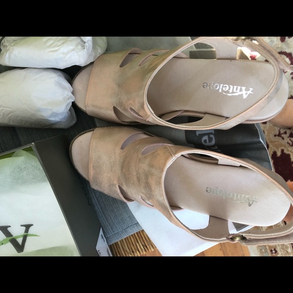 Antelope wedge shoes - Picture 6 of 7